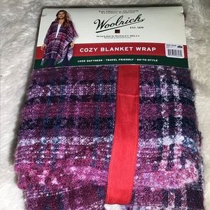 Woolrich cozy blanket wrap